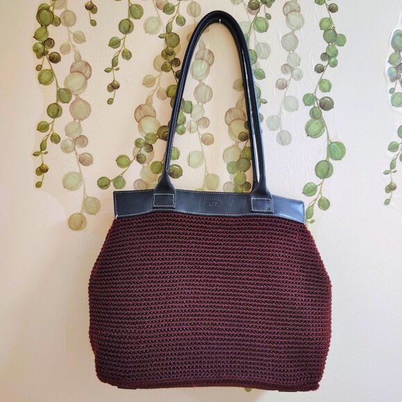 The Sak Elliott Lucca Burgundy Crochet Knit Tote Bag Leather Handle Shoulder Bag - Picture 2 of 8